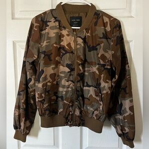 Love Tree Brown and Tan and Olives Camouflage Bomber Jacket